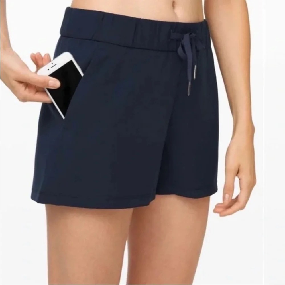 Lululemon On The Fly Shorts Navy Blue Woven Drawstring Athletic Women Size 4